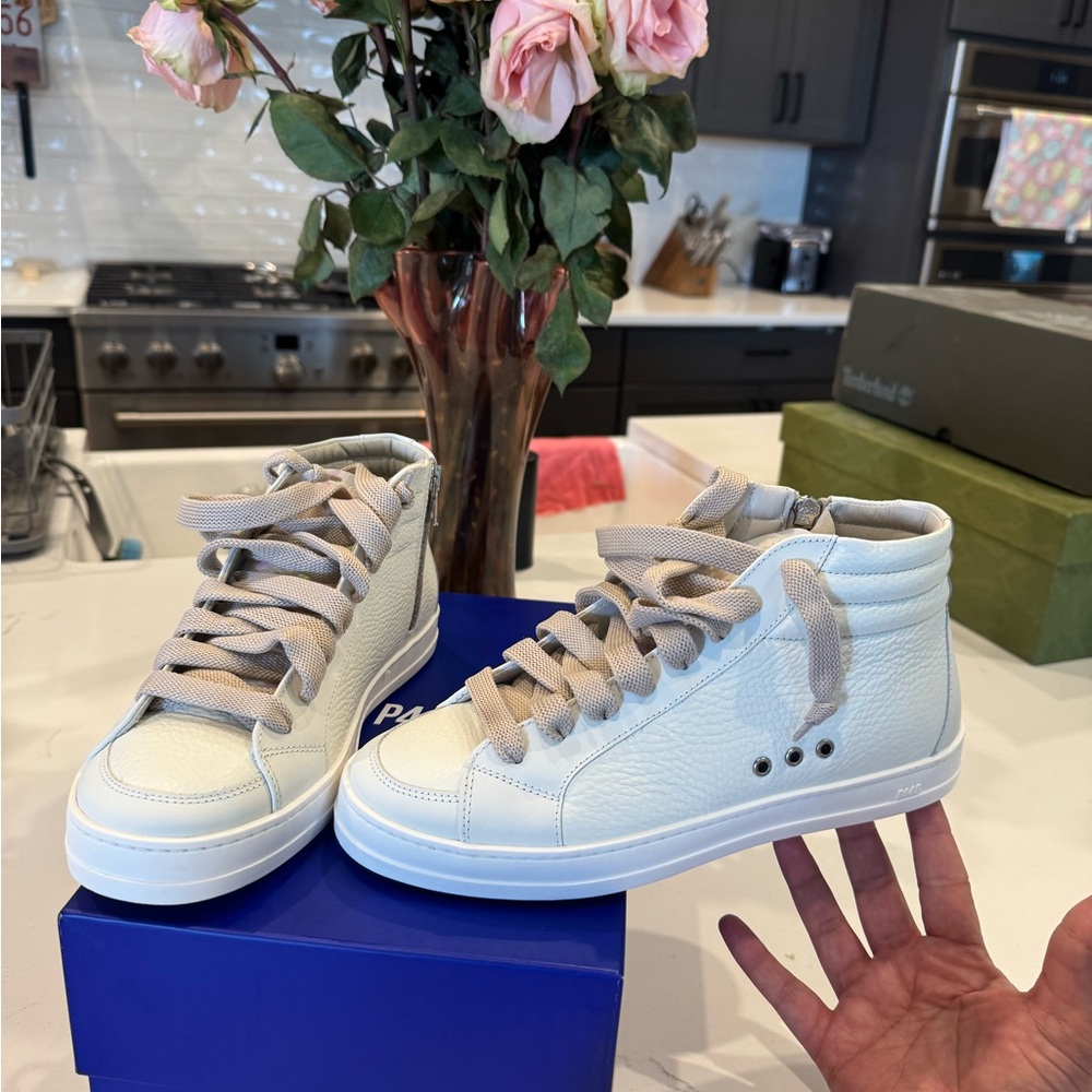 P448 Women's Sneakers in White and Gray - Picture 2 of 4